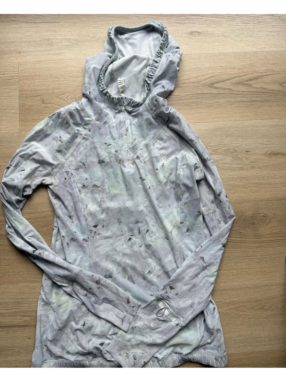 Lululemon Water Bound Hoodie in Mini Blushed Illusion - Size 6